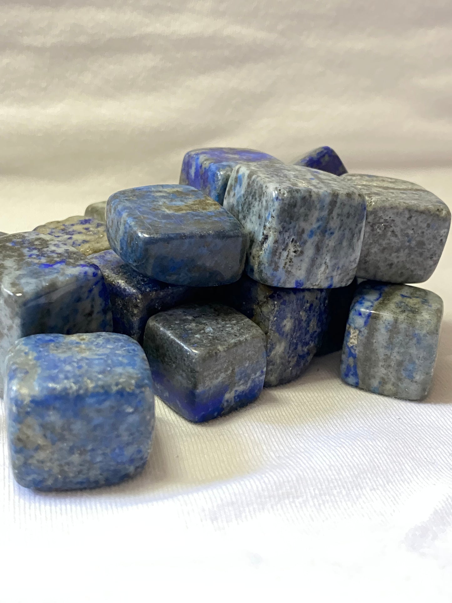 lapis lazuli cube