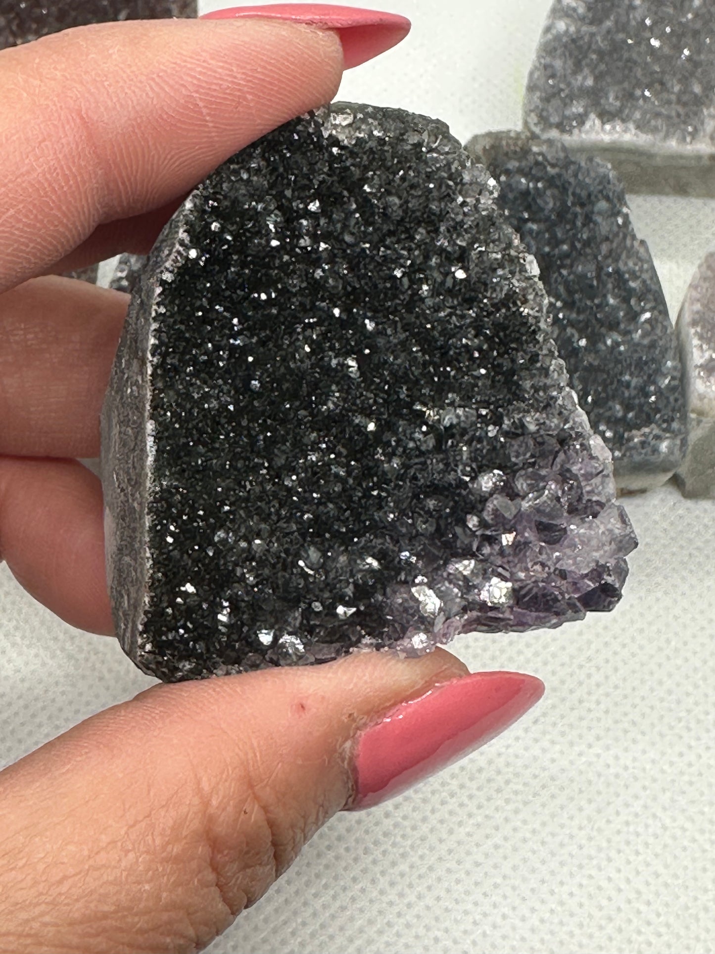 sugary(druzy) amethyst cut base (small)