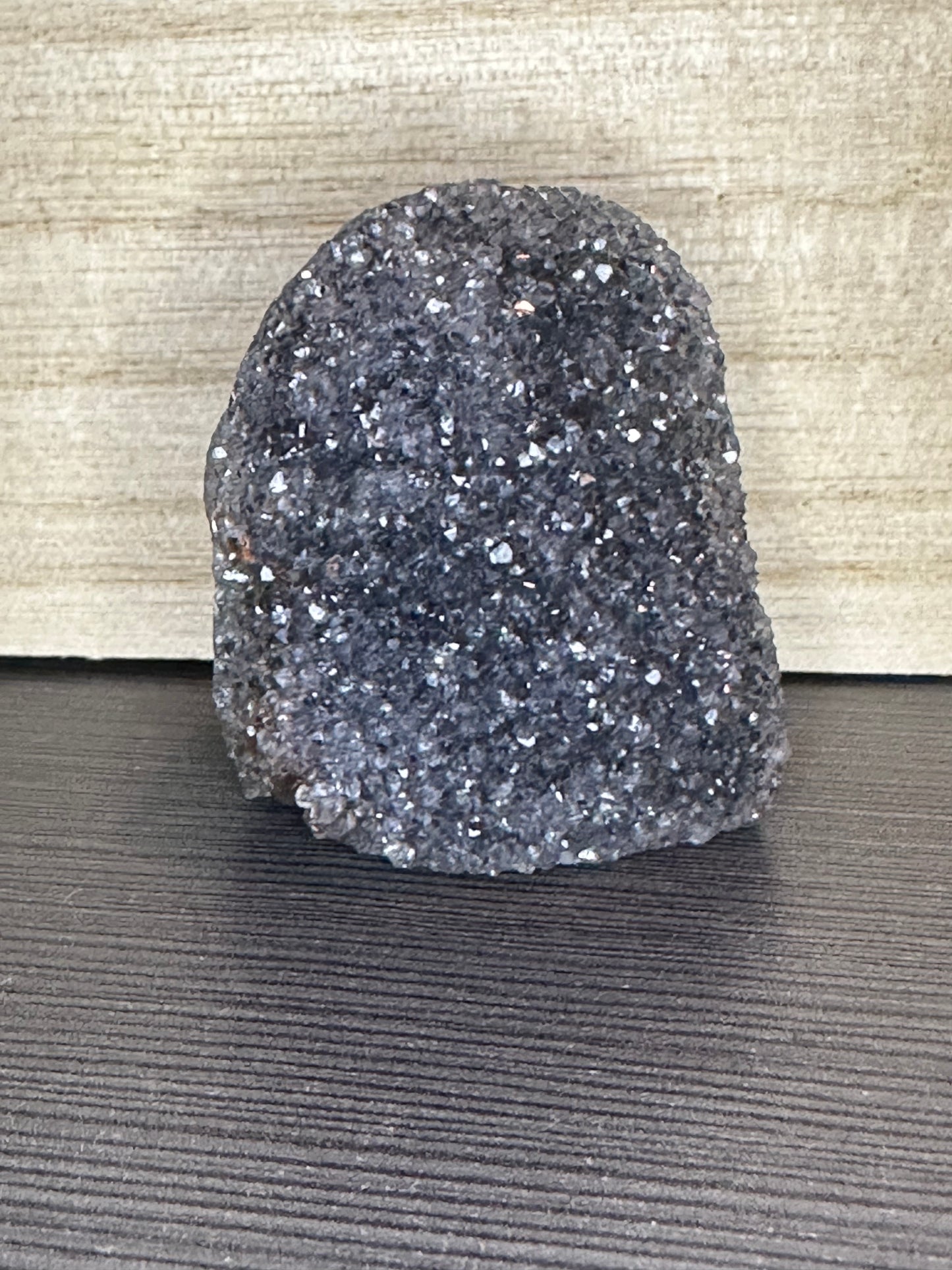 sugary(druzy) amethyst cut base (small)