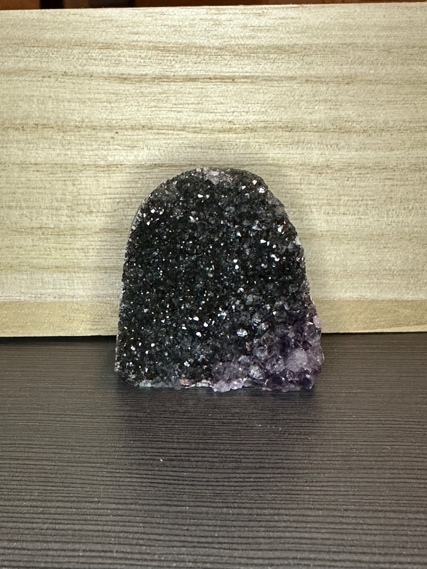 sugary(druzy) amethyst cut base (small)