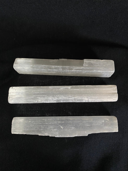 raw selenite wand - 4 inch